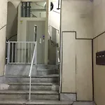 Casa G&g Pignasecca Apartamento *